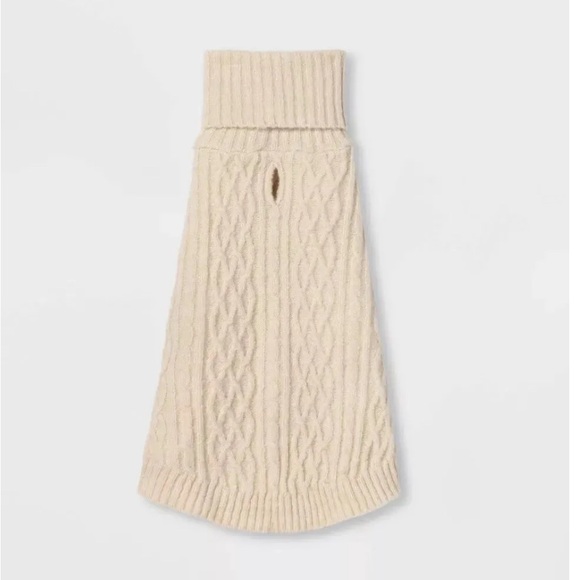 Boots & Barkley Cable Knit Turtleneck Cream Sweater - Picture 2 of 7